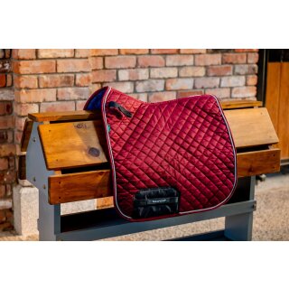 Q000-burgundy